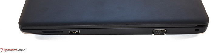 Lato destro: Lettore di schede SD, USB 2.0 Type-A, VGA, Noble lock