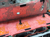 La batteria da 4680 del Modello Y si è dimostrata un pacchetto difficile da decifrare (immagine: Munro Live/YouTube)