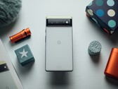 L'aggiornamento di marzo Android 12L apparentemente arriva con alcuni effetti collaterali indesiderati per gli utenti di Pixel 6 e Pixel 6 Pro (Immagine: Jonas Elia)