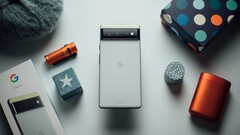 L'aggiornamento di marzo Android 12L apparentemente arriva con alcuni effetti collaterali indesiderati per gli utenti di Pixel 6 e Pixel 6 Pro (Immagine: Jonas Elia)