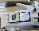 L'Intel Core i9-10900K è molto richiesto. (Fonte dell'immagine: HKEPC/Hong Kong Customs - modificato)