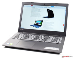 Il Lenovo IdeaPad 320-15IKBRN, modello fornito da Cyberport