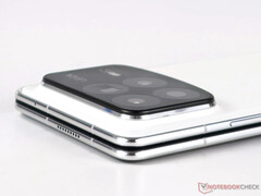 Il prossimo pieghevole di Xiaomi potrebbe passare a una doppia fotocamera posteriore, nell'immagine del Mix Fold 4. (Fonte: Notebookcheck)