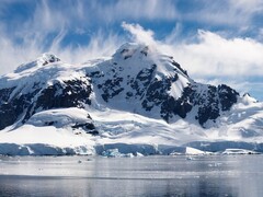 Un&#039;immagine che mostra Paradise Bay, nell&#039;Antartide nord-occidentale. (Fonte immagine: Patrick Poendl, Adobe Stock)