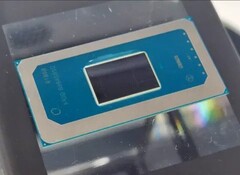 Intel Core Ultra 7 155H contiene 6 core P + 8 core E e 2 core SoC a basso consumo. (Fonte immagine: Intel)