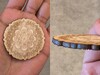 Disegno SVG stock su legno di tiglio (laser a diodi) e ritaglio (laser a fibre) che mostra l'angolo di taglio.