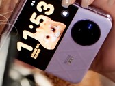 Il "Vivo X Flip" in versione hands-on. (Fonte: Digital Chat Station)