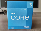 Il Core i5-12400F sembra arrivare in una confezione di vendita piuttosto semplice (fonte: Intel)