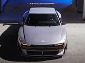 La Hyundai N Vision 74 è un'auto sportiva ibrida con una normale batteria EV e una cella a combustibile a idrogeno (Immagine: Hyundai)