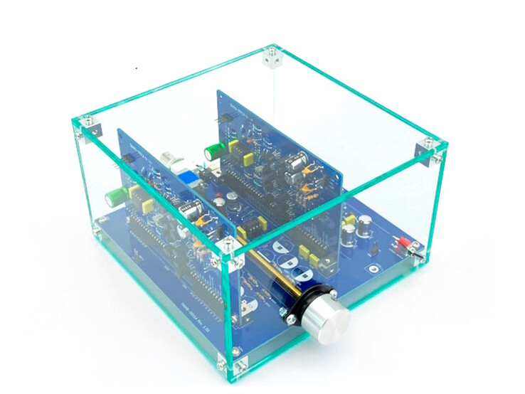 Il kit di amplificatori per cuffie fai da te di Onkyo utilizza una manopola del volume di alta qualità. (Fonte: Onkyo)