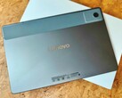 Il Lenovo Tab K12 assomiglia molto a un altro tablet Lenovo, ma offre ancora abbastanza di suo per essere interessante
