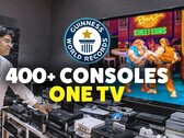 Ibrahim Al-Nasser ha dovuto utilizzare più switch KVM per collegare 444 console a una TV (fonte: Guinness World Records)