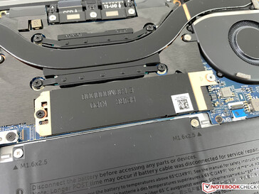 L'unità SSD M.2 2280 è inserita.