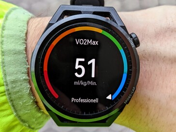 Lo smartwatch misura e valuta il massimo assorbimento di ossigeno.
