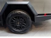La batteria 4680 di Cybertruck consente solo una curva di carica lenta