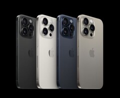Si dice che l&#039;iPhone 16 Pro Max sia dotato di una batteria più grande rispetto all&#039;iPhone 15 Pro Max. (Fonte: Apple)