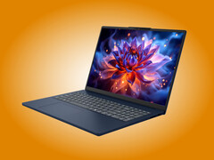 L’IdeaPad Slim 3 16IWC11 in uno dei colori disponibili al momento del lancio.
