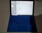 Un modello ingegneristico di Microsoft Surface Pro 8 su eBay per 1.300 dollari. (Fonte: eBay)