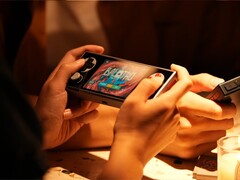 L'Ayaneo Pocket Micro 2 sarà dotato di un jack audio e di un microfono, a differenza del Pocket Micro di prima generazione (nella foto).