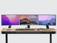 REVOXEN 17-in-1 Standing Desk è dotato di una docking station integrata, che include un alloggiamento per SSD NVMe. (Fonte: REVOXEN)