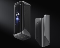 La Power Bank Rapid Pro X ha un ampio display e il supporto per gli accessori rimovibili. (Fonte: EcoFlow)