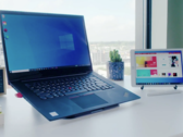 Un portatile Windows accoppiato senza fili con l'adattatore Luna Display a un iPad. (Immagine: Luna Display)