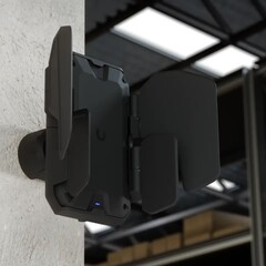 L'U7 Industrial è dotato di alette per isolare e concentrare i segnali.
