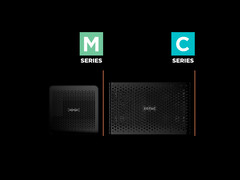 Zotac ha presentato i nuovi mini PC della serie M e della serie C al Computex 2025. Nella foto: due dei nuovi mini PC. (Fonte immagine: Zotac - modificato)