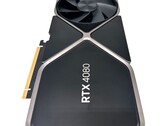La RTX 4080 di GeForce è dotata di 9.728 core CUDA, un bus ampio 256 bit e 16 GB di VRAM. (Fonte: Notebookcheck)