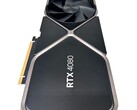 La RTX 4080 di GeForce è dotata di 9.728 core CUDA, un bus ampio 256 bit e 16 GB di VRAM. (Fonte: Notebookcheck)