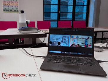 Buona qualità dell'immagine (metà destra dello schermo del laptop)