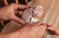 Lo Stork Boot di Masimo fornisce un monitoraggio continuo dei segni vitali dei neonati. (Fonte: Masimo)