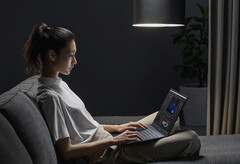 L'ASUS Zenbook Pro 17 parte da 1.499 euro con APU Ryzen 7 6800H. (Fonte: ASUS)