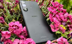 Gli smartphone Sony Xperia hanno attualmente uno dei programmi di supporto software più brevi di tutti gli smartphone moderni. (Fonte: Notebookcheck)