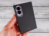 Protezione ultrasottile in aramide: recensione delle custodie Pitaka per la serie Samsung Galaxy Z8