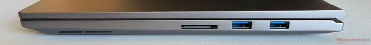 Lato destro: Lettore di schede SD, 2x USB-A 3.2 Gen.1 (5 Gbps)