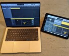 La funzionalità della Touch Bar vive per il nuovo MacBook Pro tramite Sidecar. (Immagine: Notebookcheck)