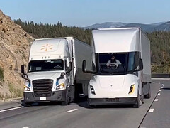 Tesla Semi contro il test dei camion diesel a Donner Pass (Fonte: Zanegler/X)