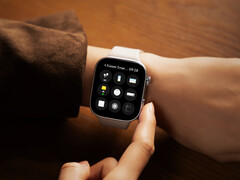 Il Redmi Watch 6 contiene una corona digitale e un singolo pulsante hardware per la navigazione in HyperOS 3.
