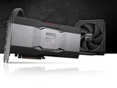 Fino a 2435 MHz di clock del core e 18 Gbps di memoria GDDR6 con temperature e rumori più bassi grazie al raffreddamento a liquido. (Fonte immagine: AMD)