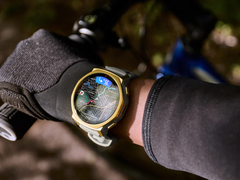 Gli smartwatch T-Rex 3 Pro 44 mm di Amazfit (nella foto) sono ora disponibili in tutto il mondo. (Fonte: Amazfit)