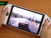 La nuova console AOKZOE offre un grande schermo con risoluzione 1920 x 1200. (Fonte: AOKZOE)
