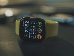 Un Apple Watch SE su un tavolo (Fonte immagine: Onur Binay via Unsplash; ritagliato)