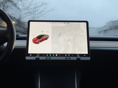 La Ctrl-Bar è un accessorio con pulsante fisico che si attacca allo schermo centrale di una Tesla Model Y o Model 3. (Fonte: Indiegogo)