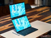 Il Lenovo Yoga Book 9i ha fatto notizia sia in positivo che in negativo nel 2023, e ora sono trapelate le prime immagini del suo successore di 9ª generazione.