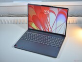Questo portatile ARM economico deve preoccupare AMD e Intel: Recensione di Lenovo IdeaPad Slim 3 15Q8X10