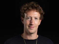 Meta starebbe testando una versione AI di Mark Zuckerberg per le interazioni con i dipendenti, mentre la sua strategia AI-first si espande.