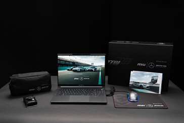 MSI Stealth 16 Mercedes-AMG Motorsport: una borsa di benvenuto (immagine via MSI)