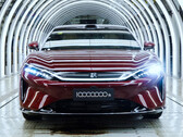Una BYD Da Han è uscita dalla linea di produzione in Cina, segnando il raggiungimento del traguardo del 10 milionesimo veicolo prodotto nella serie Dynasty.