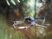 La serie DJI Mini 3 potrebbe arrivare prima della fine del mese, Mavic 3 Cine nella foto. (Fonte: DJI)